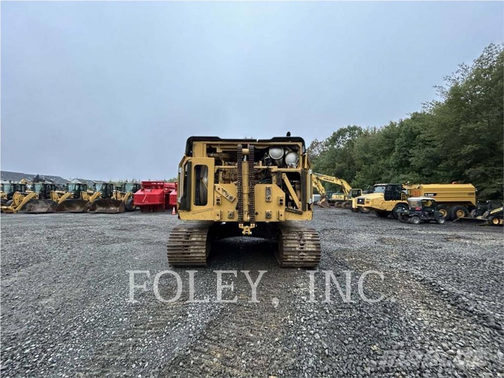 CAT 349FL حفارات زحافة