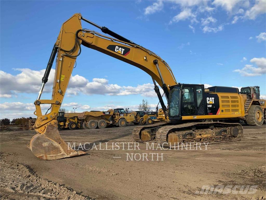 CAT 349FL حفارات زحافة