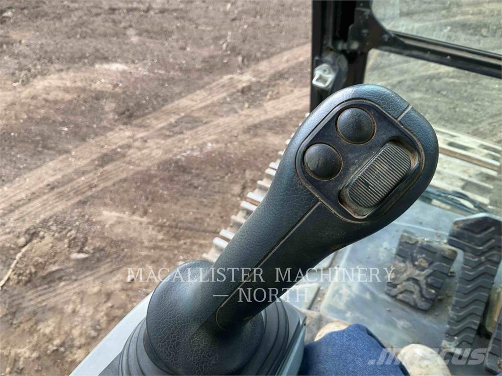 CAT 349FL حفارات زحافة