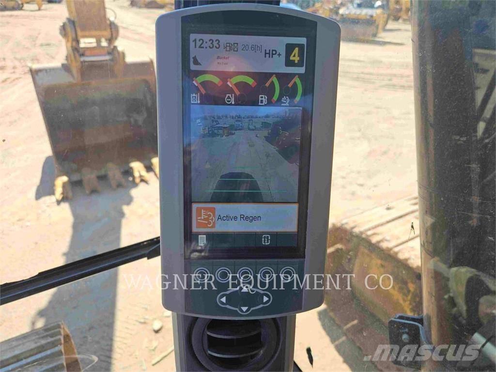 CAT 349FL حفارات زحافة
