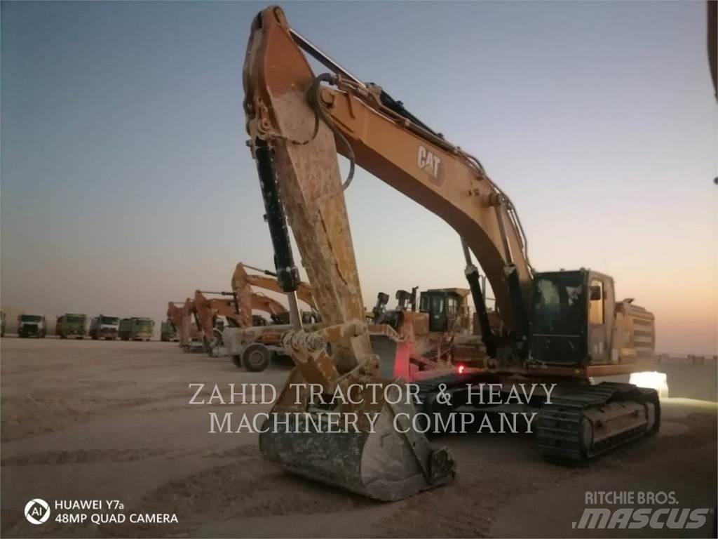 CAT 35006 حفارات زحافة