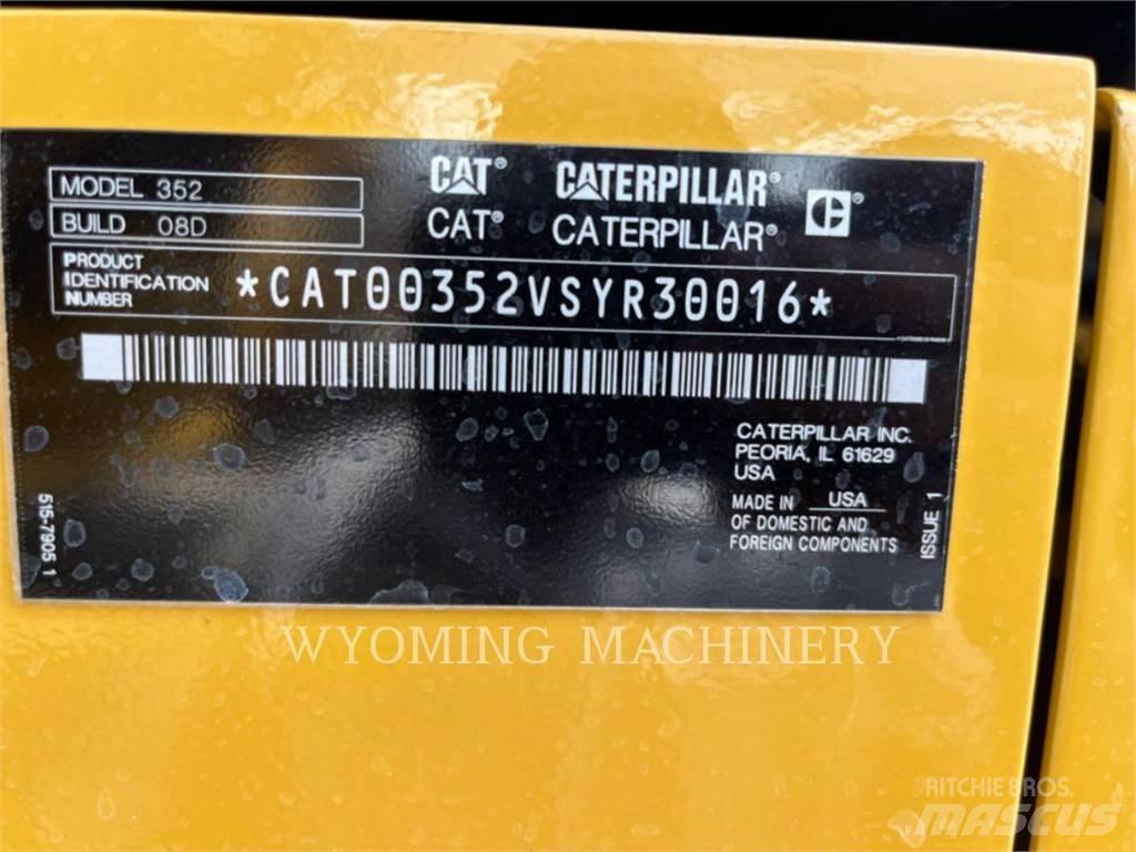 CAT 352 حفارات زحافة