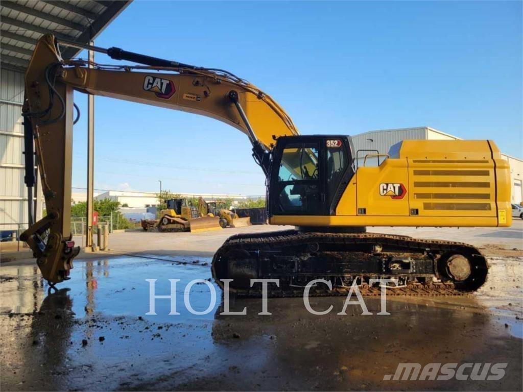 CAT 352 حفارات زحافة