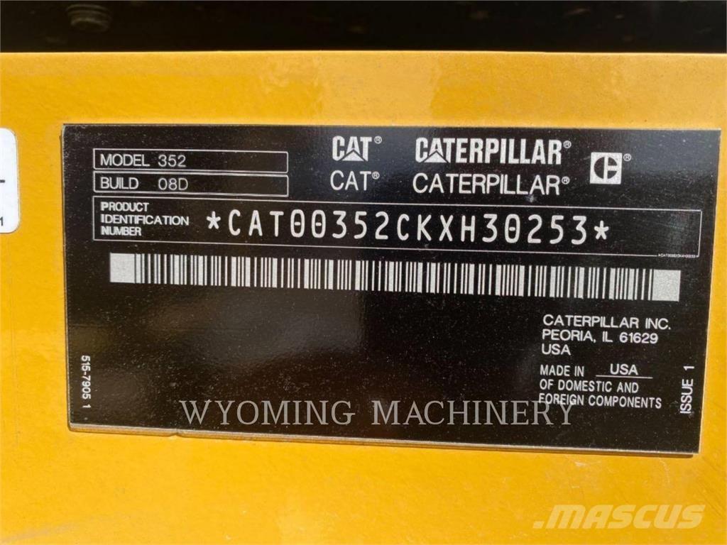 CAT 352 حفارات زحافة