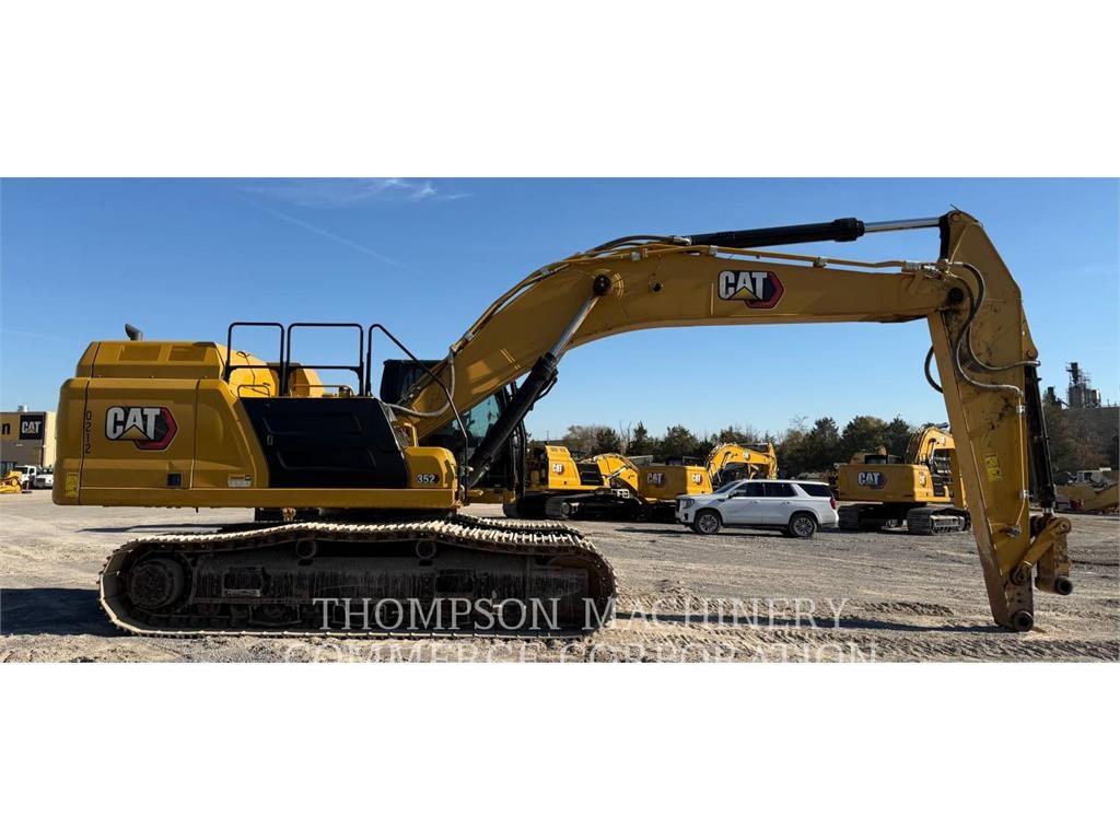 CAT 352 حفارات زحافة