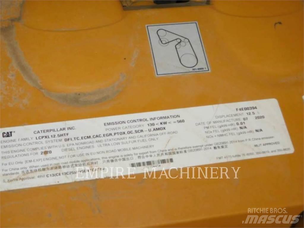 CAT 352-07 TE حفارات زحافة