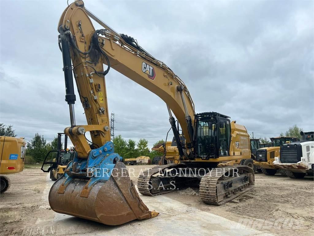 CAT 352-08 حفارات زحافة