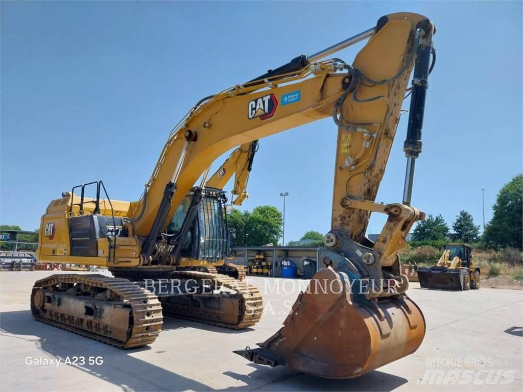 CAT 352-08 حفارات زحافة