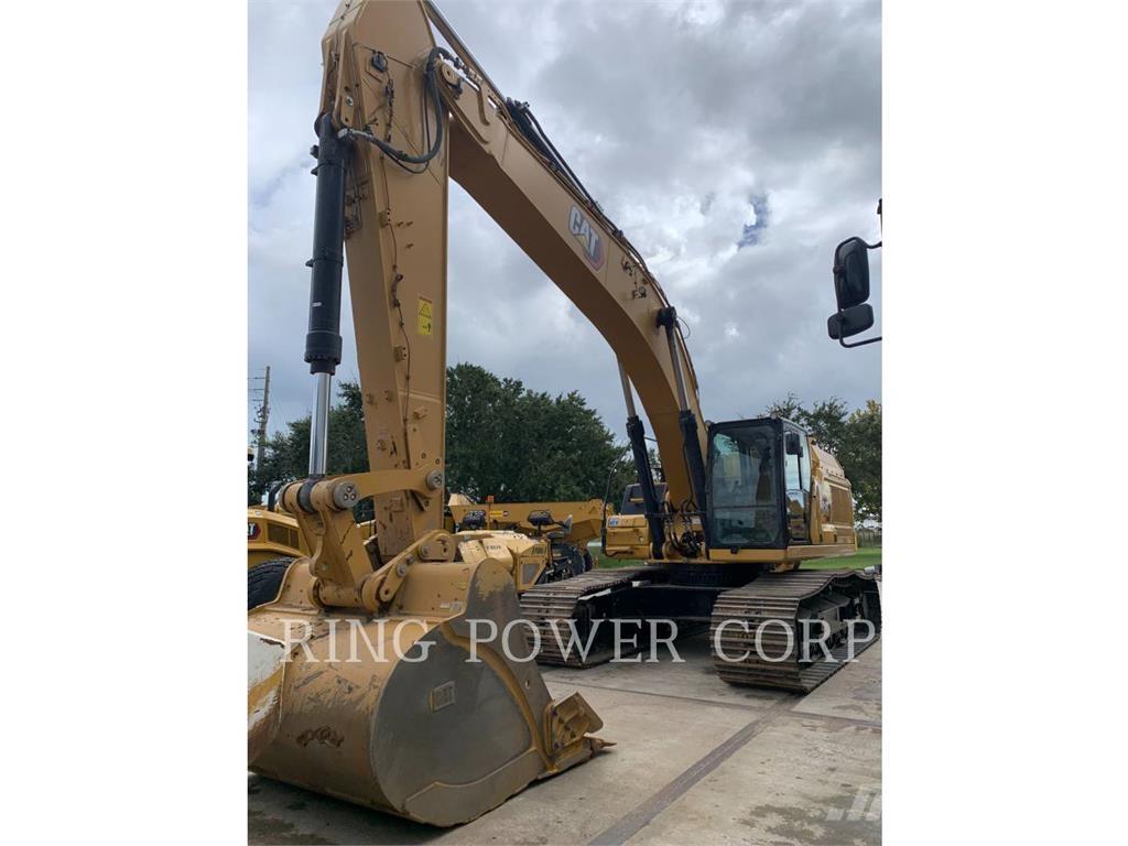 CAT 352-08 حفارات زحافة