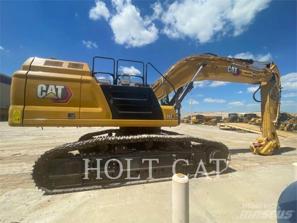 CAT 352 11 TC حفارات زحافة