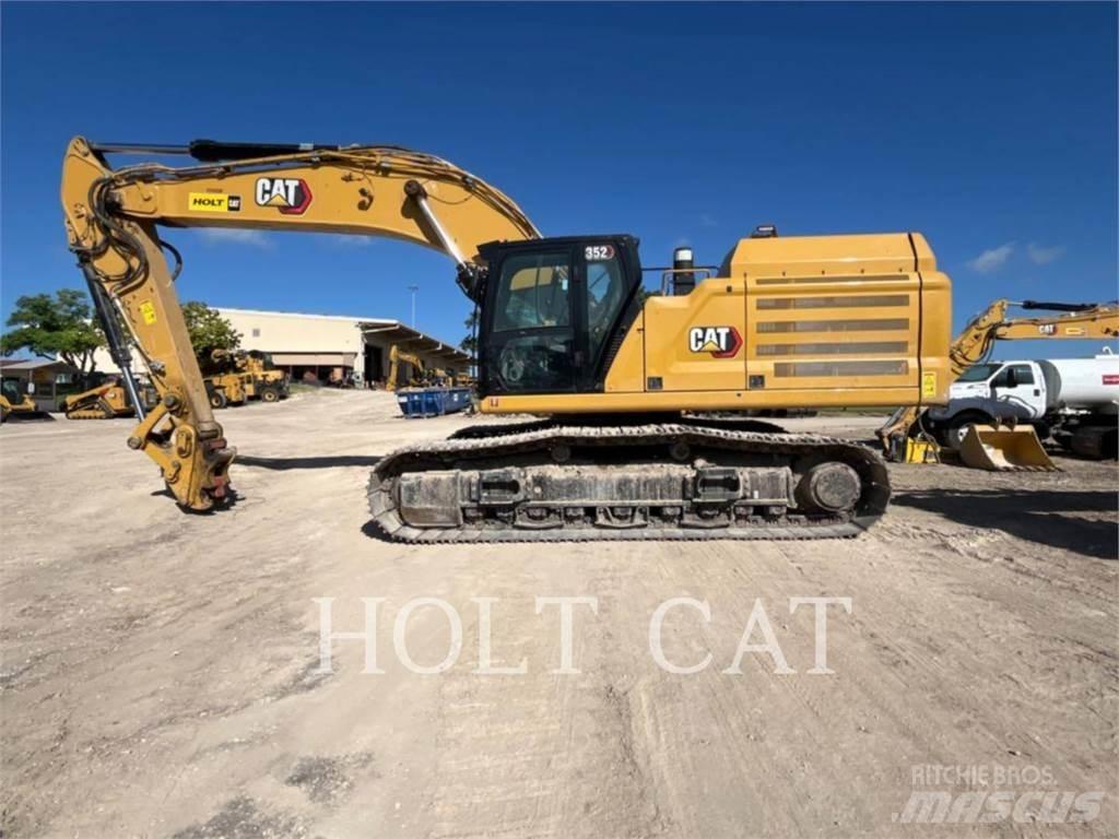 CAT 352 11 TC حفارات زحافة