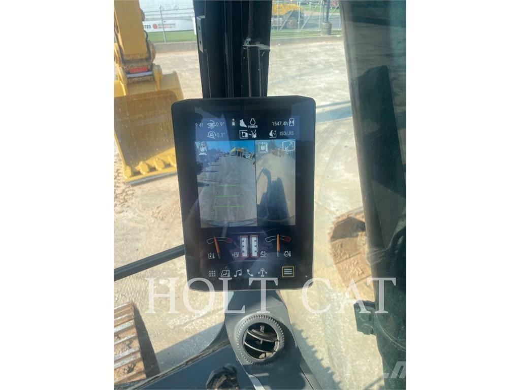 CAT 352 12 TC حفارات زحافة