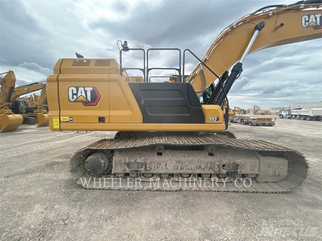 CAT 352 CF حفارات زحافة