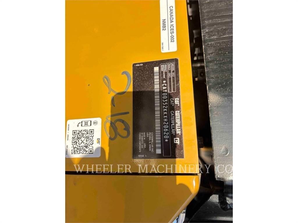 CAT 352 CF حفارات زحافة