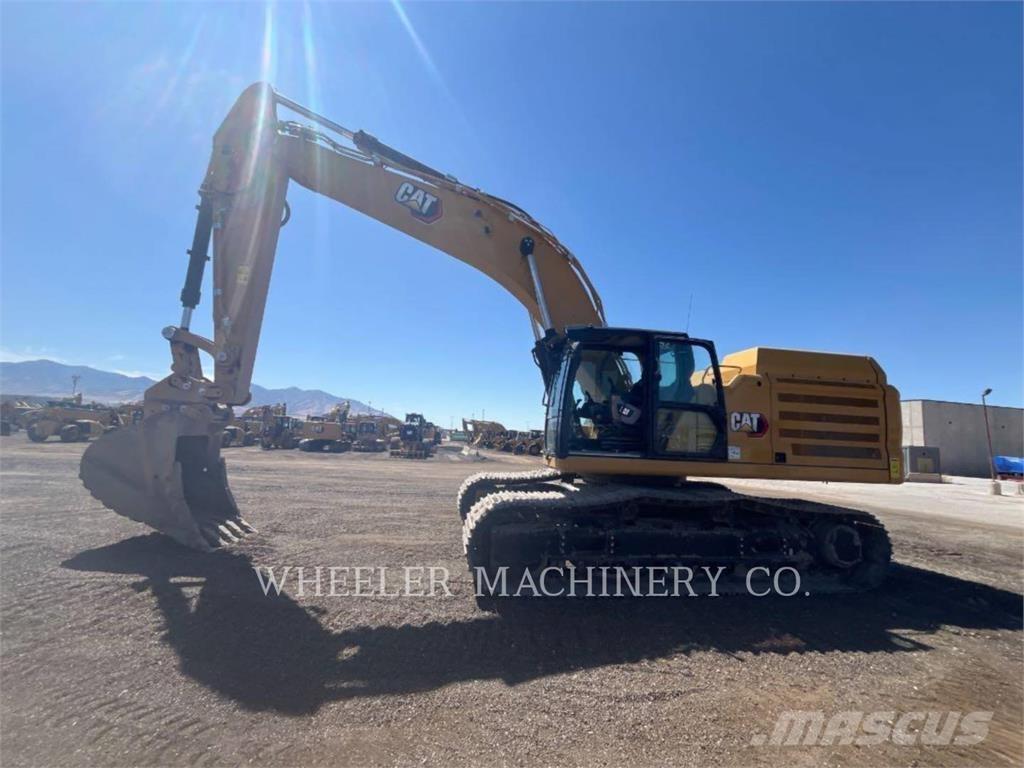 CAT 352 CF حفارات زحافة