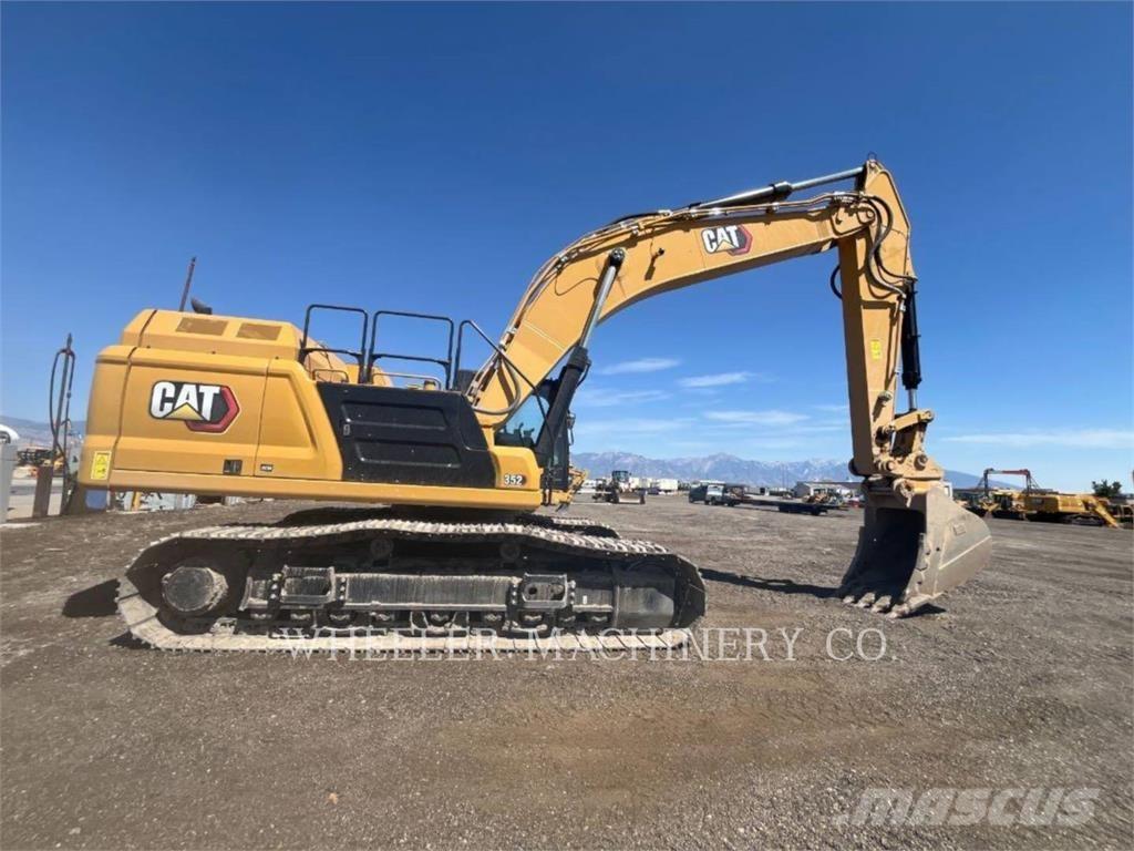 CAT 352 CF حفارات زحافة