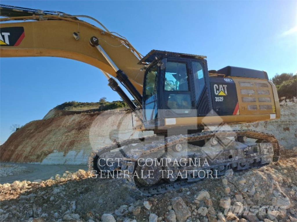 CAT 352F حفارات زحافة