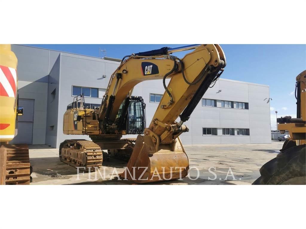 CAT 352FL حفارات زحافة