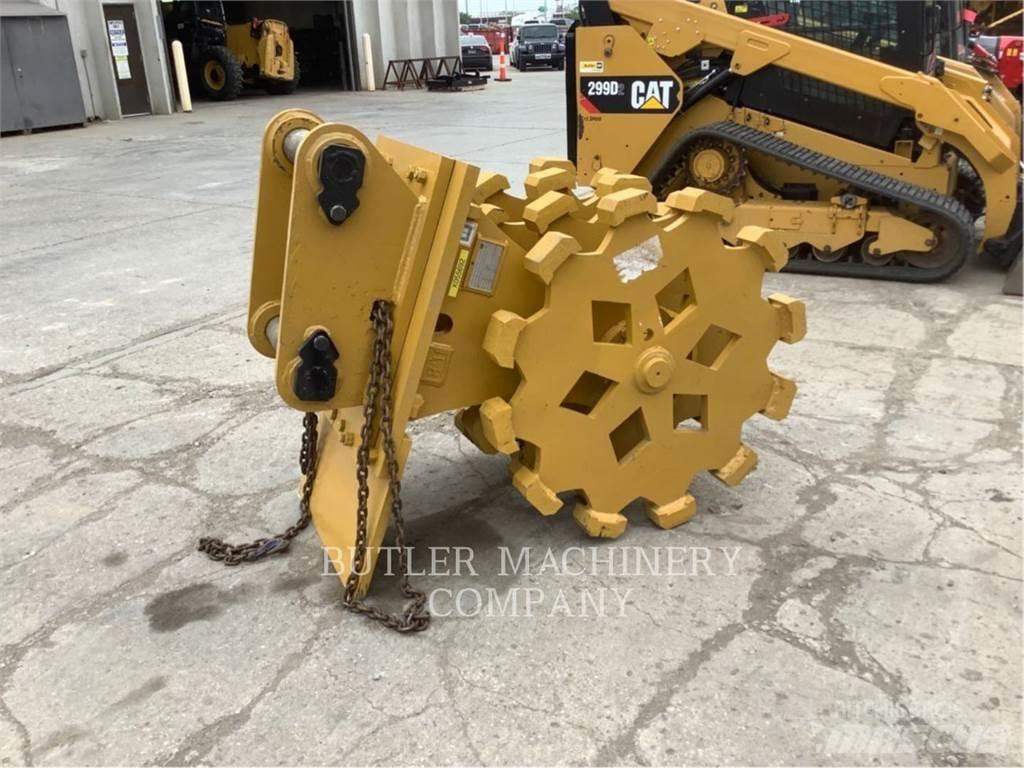 CAT 36 COMPACTOR WHEEL أخرى