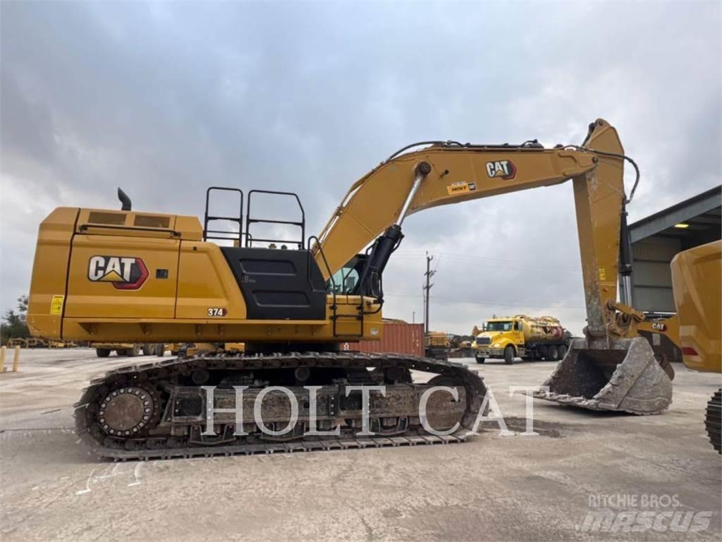 CAT 374 حفارات زحافة