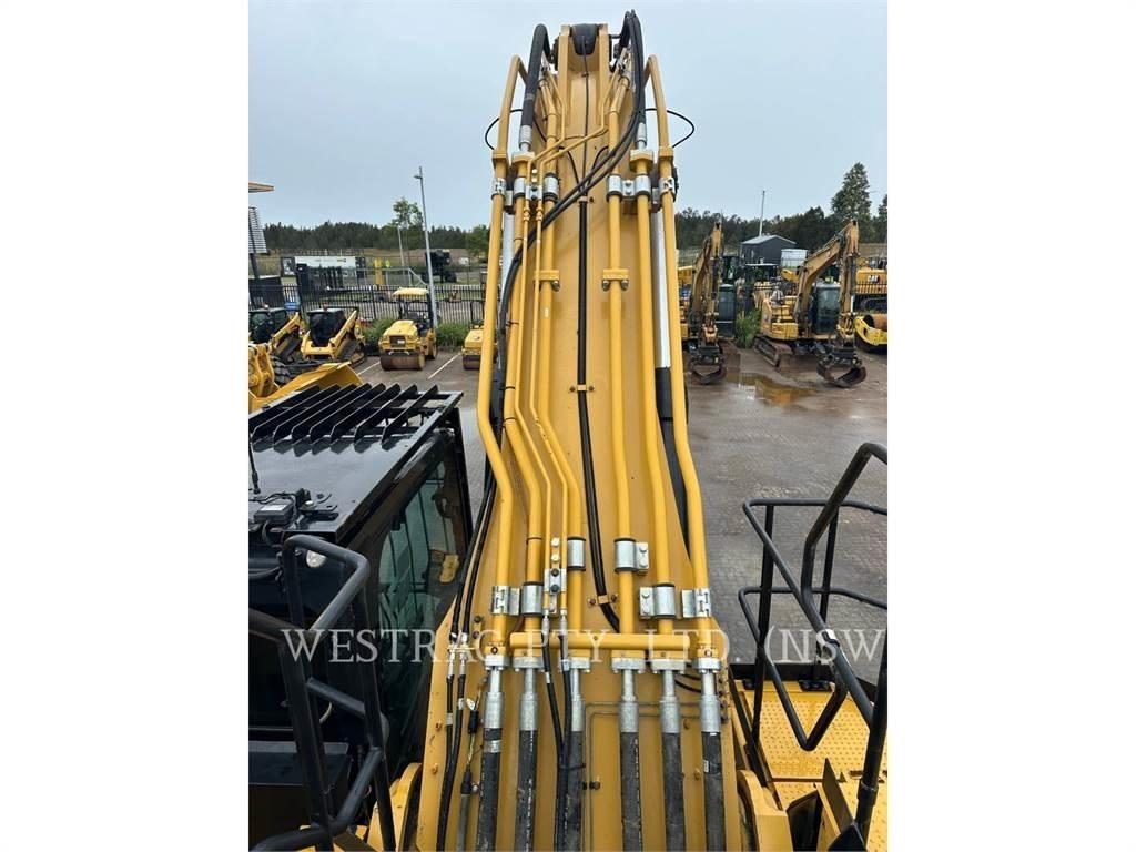 CAT 374-07 حفارات زحافة