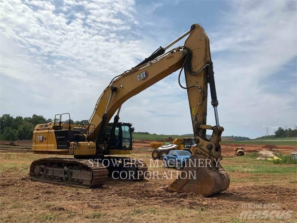 CAT 37407 حفارات زحافة