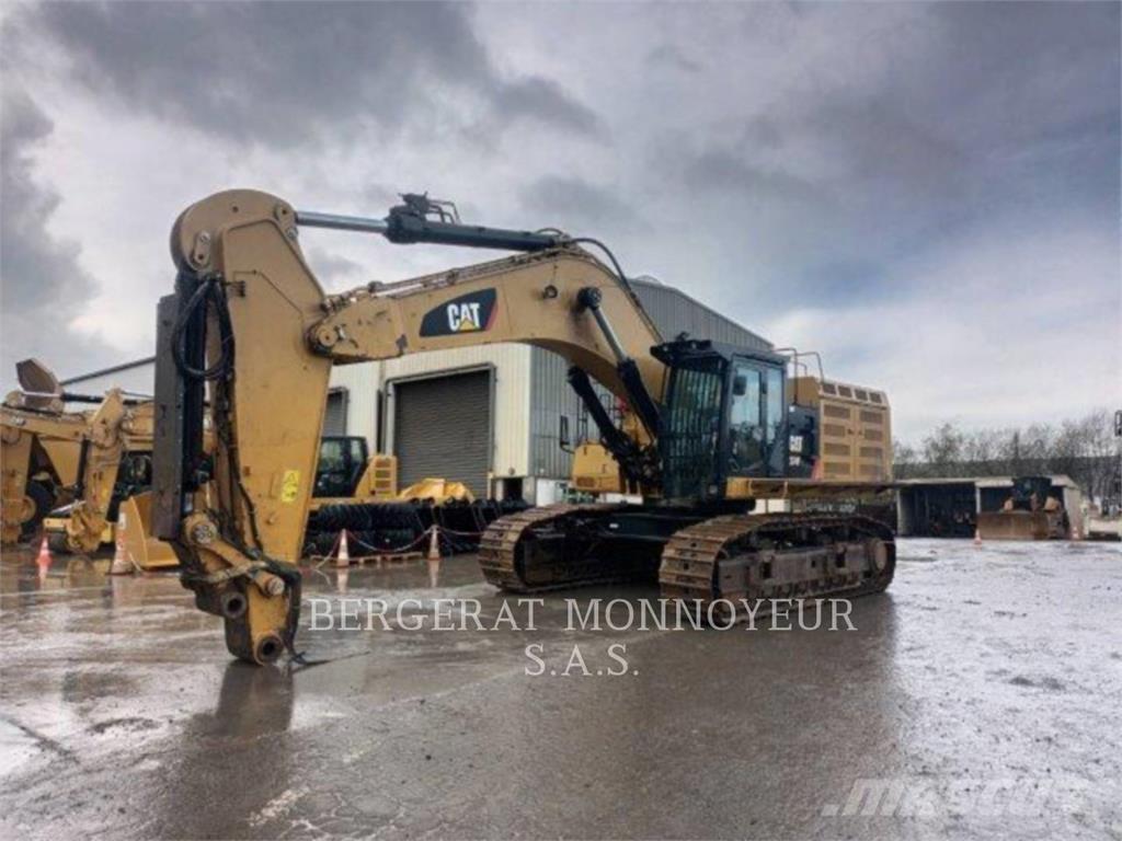 CAT 374F حفارات زحافة
