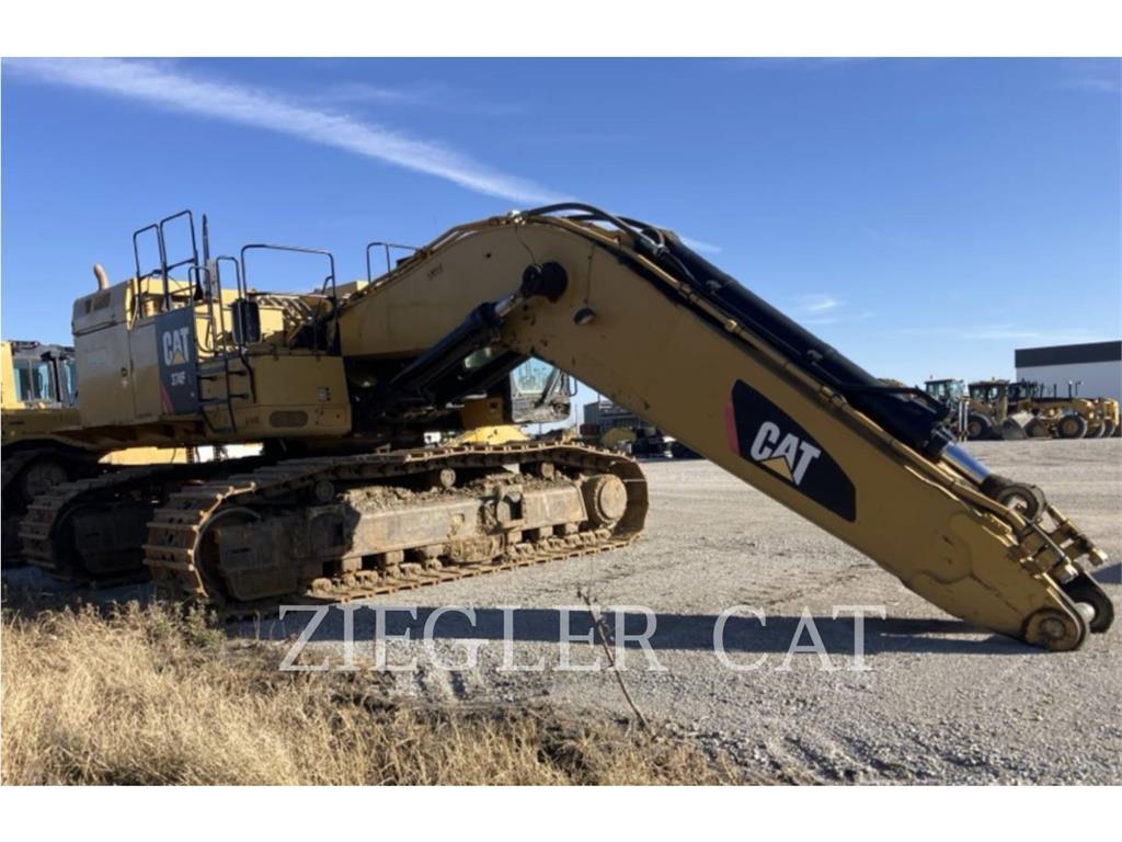 CAT 374F حفارات زحافة