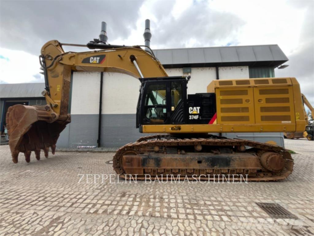 CAT 374FL حفارات زحافة