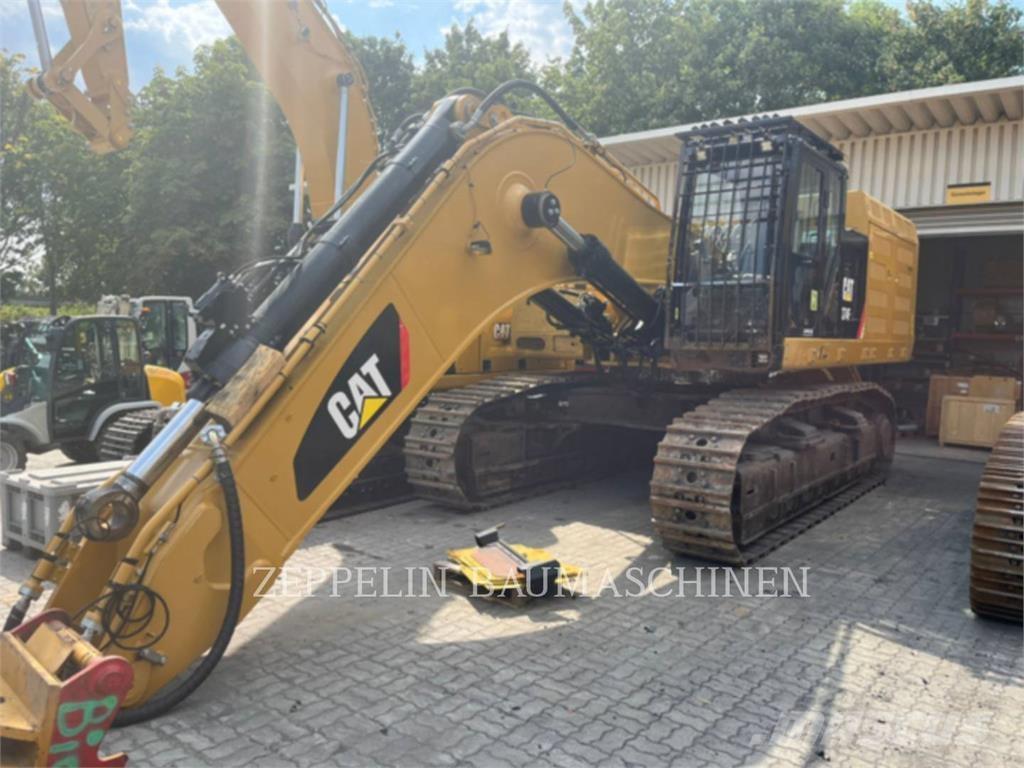 CAT 374FL حفارات زحافة