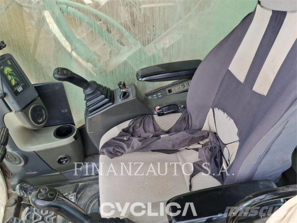 CAT 385C حفارات زحافة