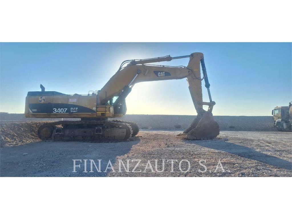 CAT 390DL حفارات زحافة