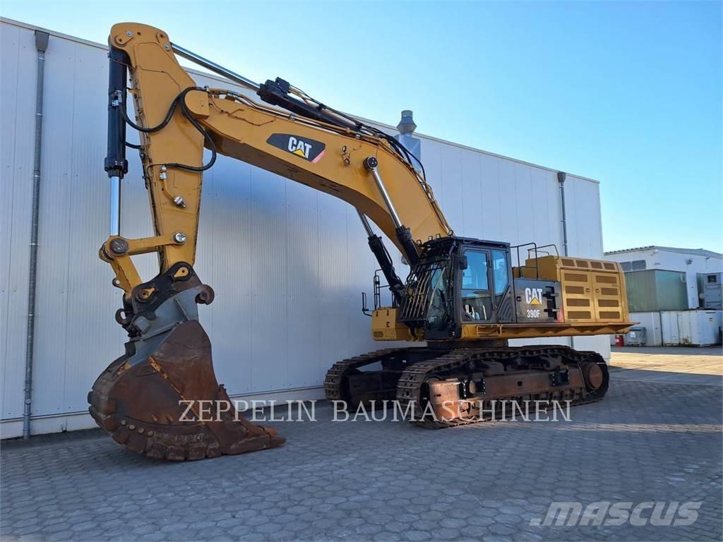 CAT 390FL حفارات زحافة