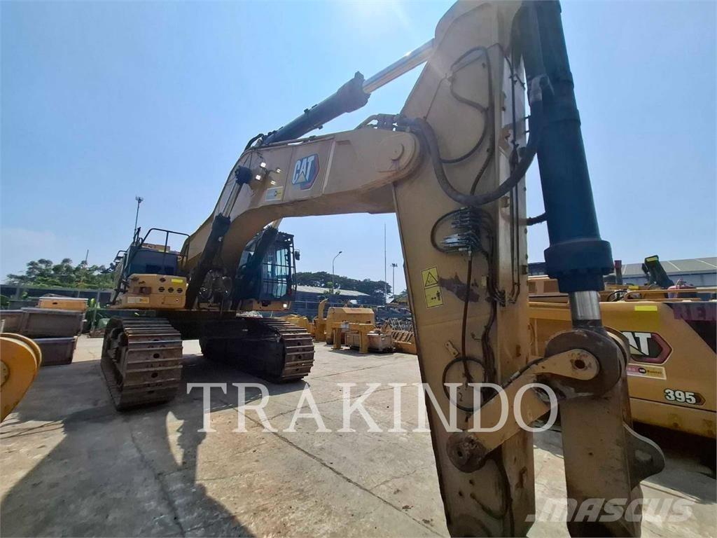 CAT 395-07 حفارات زحافة