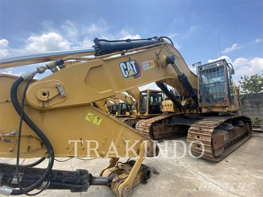 CAT 395-07 حفارات زحافة