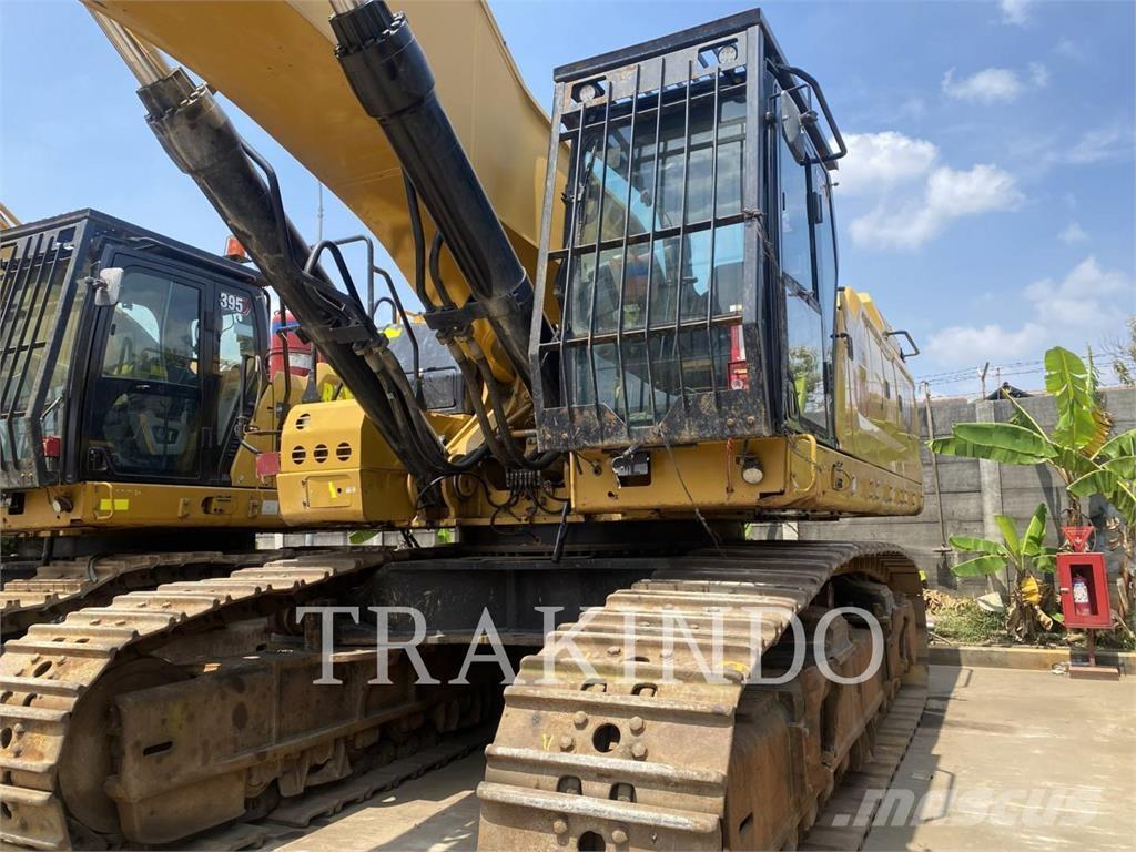 CAT 395-07 حفارات زحافة