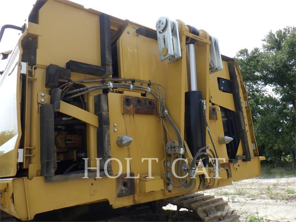CAT 39507 حفارات زحافة