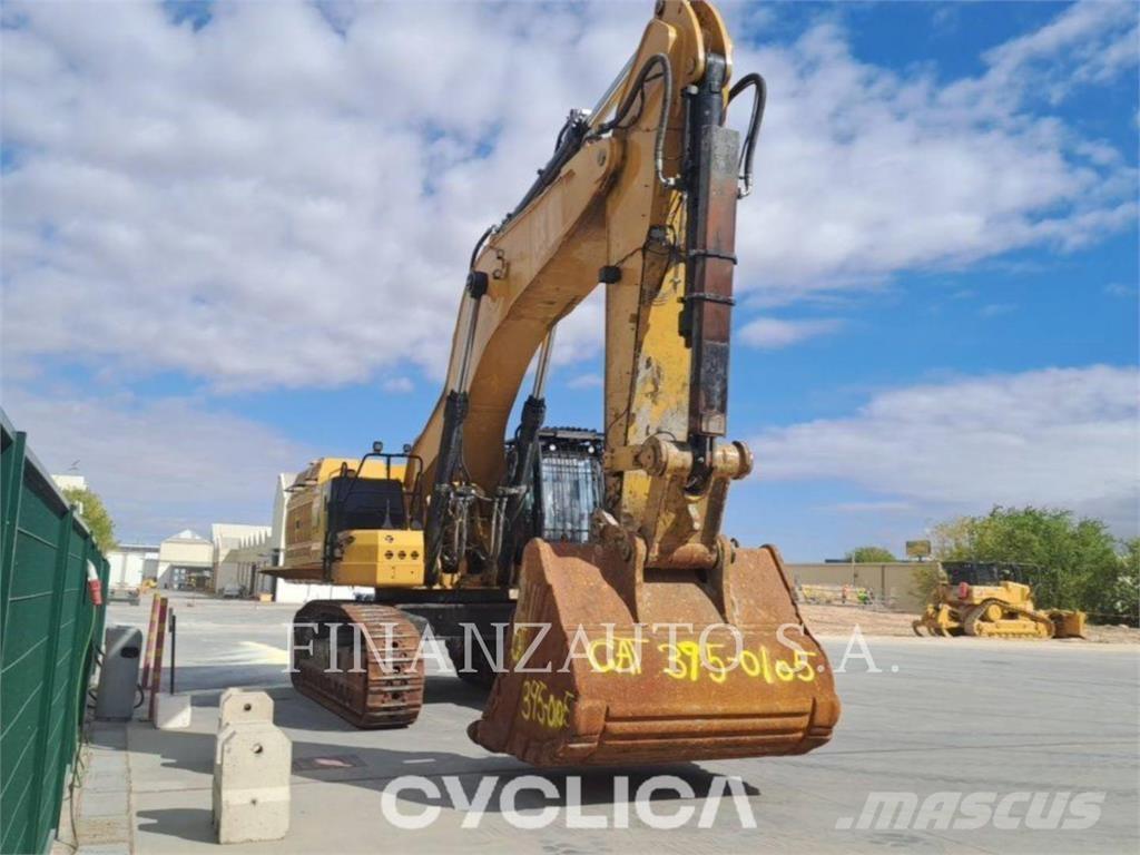 CAT 395L حفارات زحافة