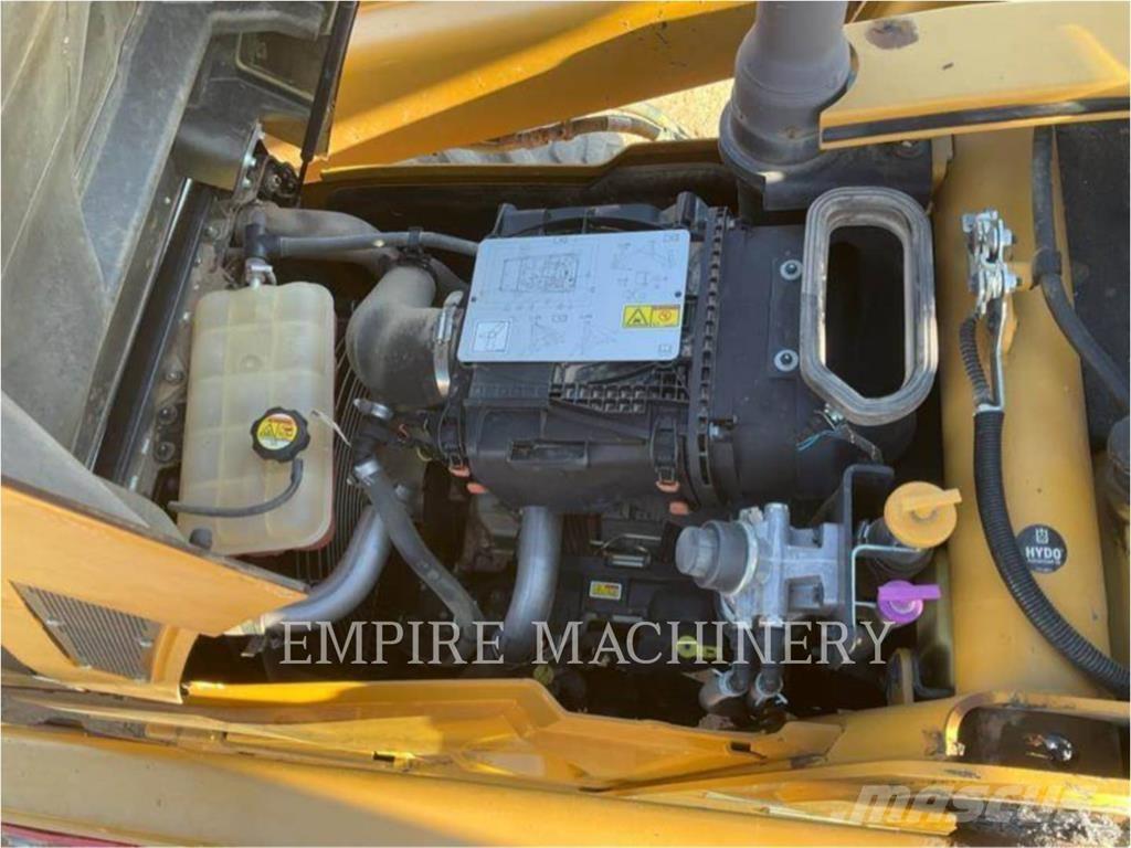 CAT 415F2 IL لوادر بعجل