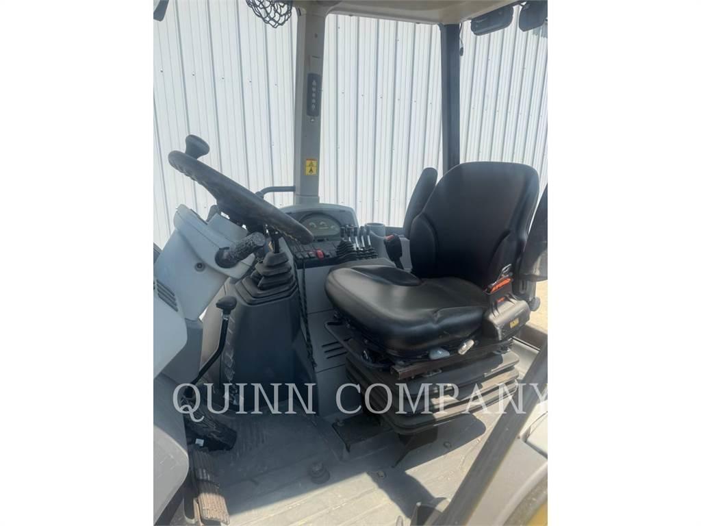 CAT 415F2IL لوادر ذات جرافات عكسية