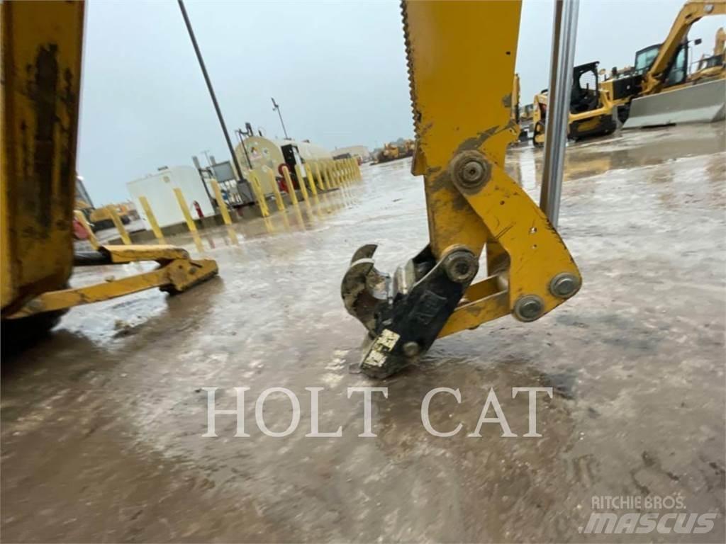 CAT 416 4SX لوادر ذات جرافات عكسية