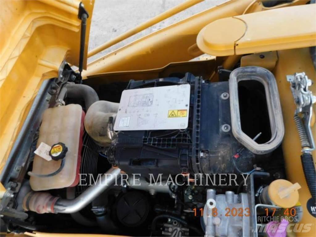 CAT 416F2 4EO لوادر ذات جرافات عكسية