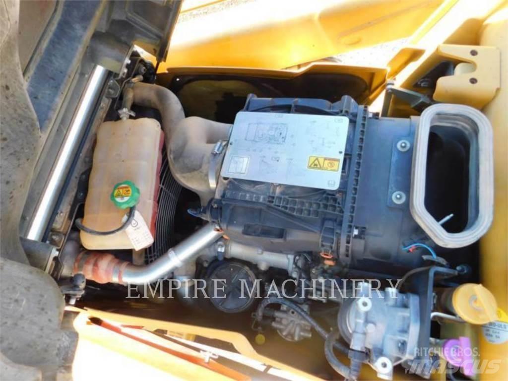 CAT 416F2 4EOP لوادر ذات جرافات عكسية
