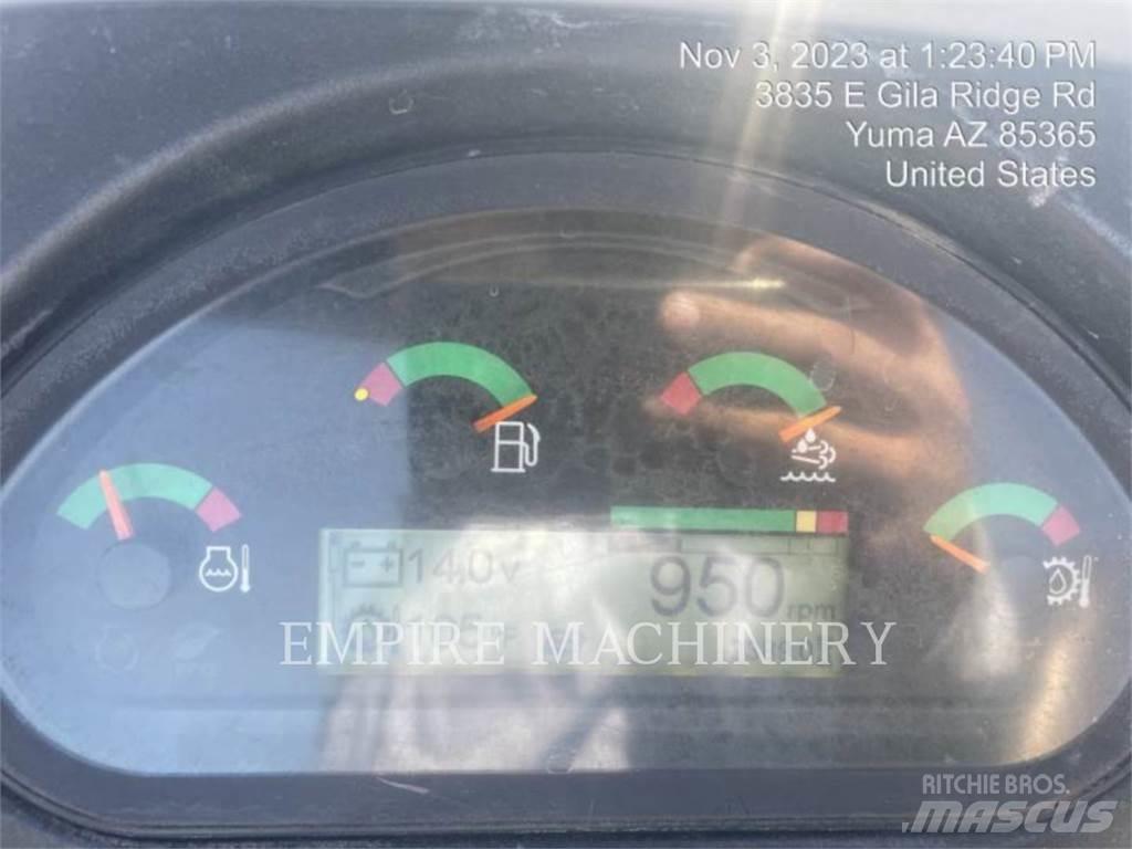 CAT 416F2 4EOP لوادر ذات جرافات عكسية
