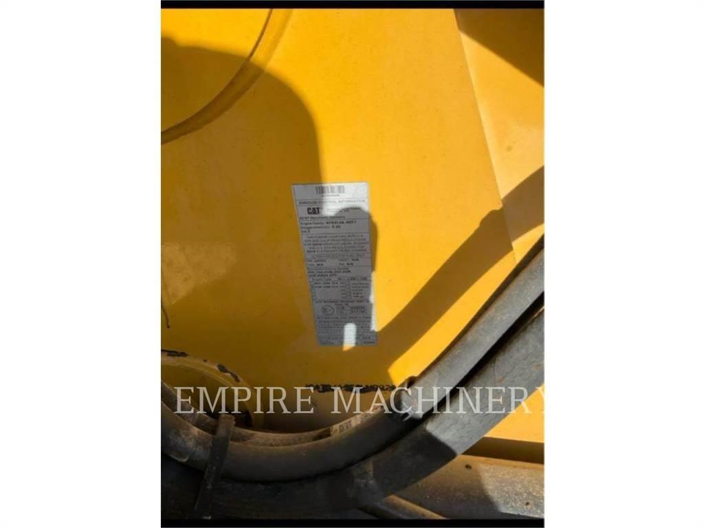 CAT 416F2 4EOP لوادر ذات جرافات عكسية