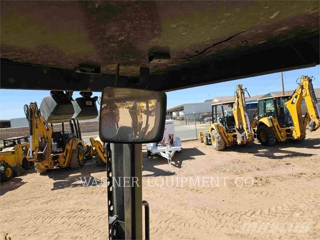 CAT 416F2 4WDS لوادر ذات جرافات عكسية