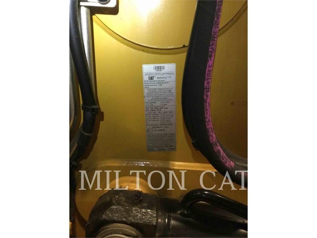 CAT 420 لوادر ذات جرافات عكسية