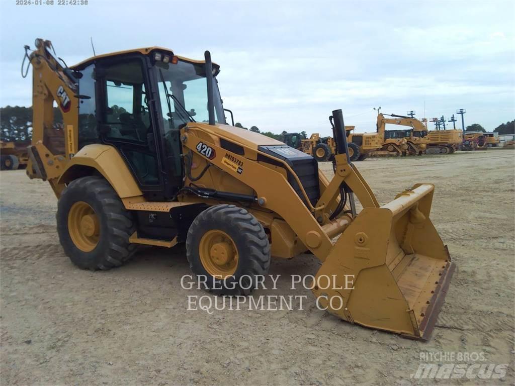 CAT 420-07 لوادر ذات جرافات عكسية