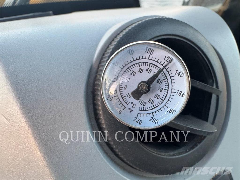 CAT 420-07 لوادر ذات جرافات عكسية