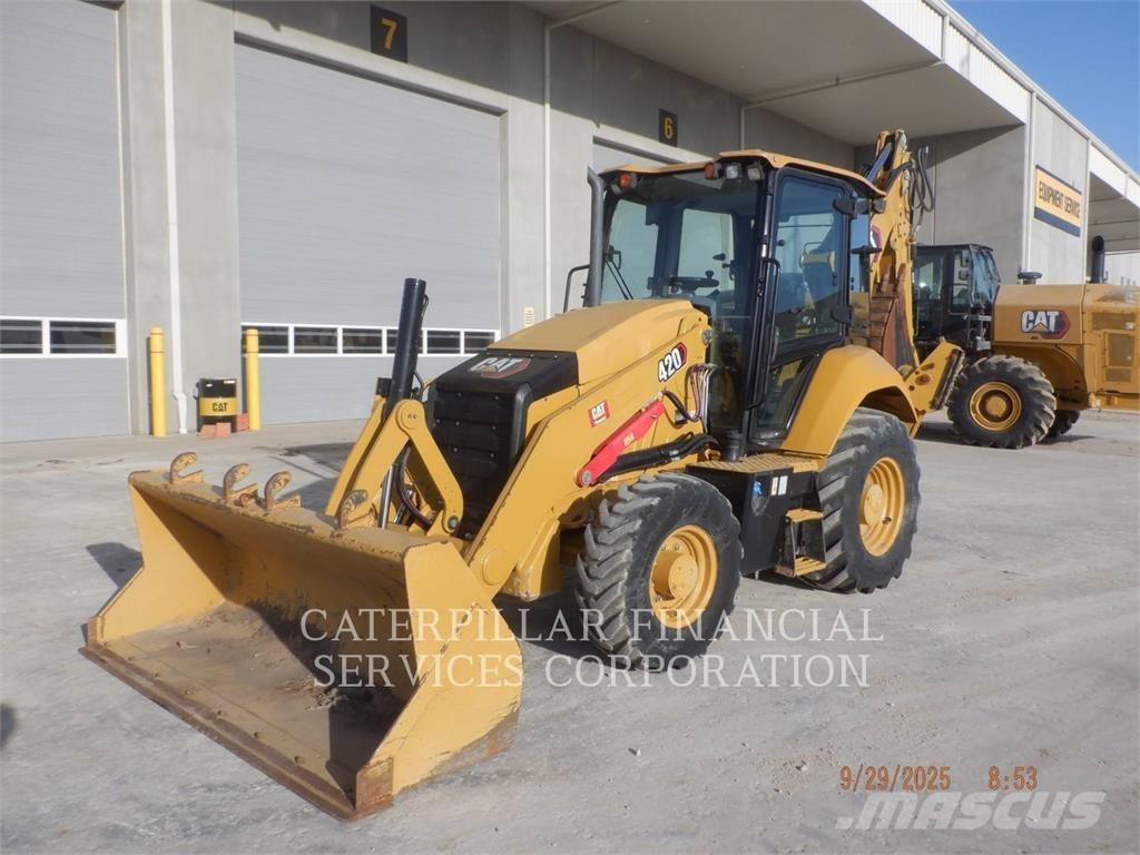 CAT 420-07 لوادر ذات جرافات عكسية